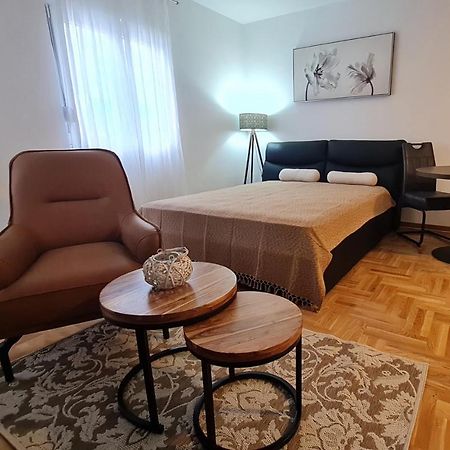 Apartman Tim Lux 1 Vrnjačka Banja 外观 照片