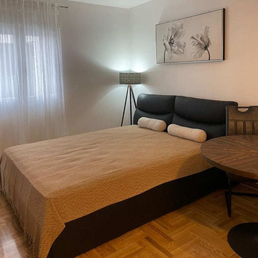 Apartman Tim Lux 1 Vrnjačka Banja 外观 照片